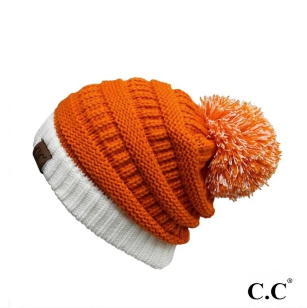 CC Beanie with Pompom in Orange and White